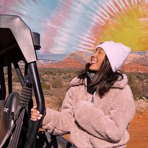 Meet your Posher, Estella